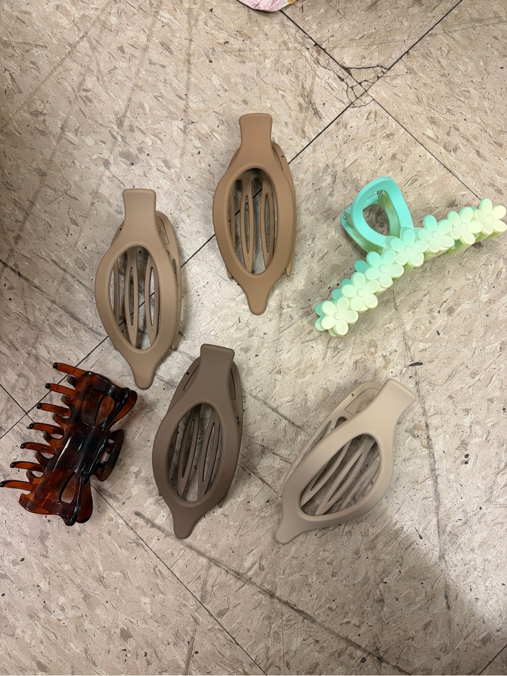 Neutral Tortoiseshell and Pastel Hair Claw Clip Set